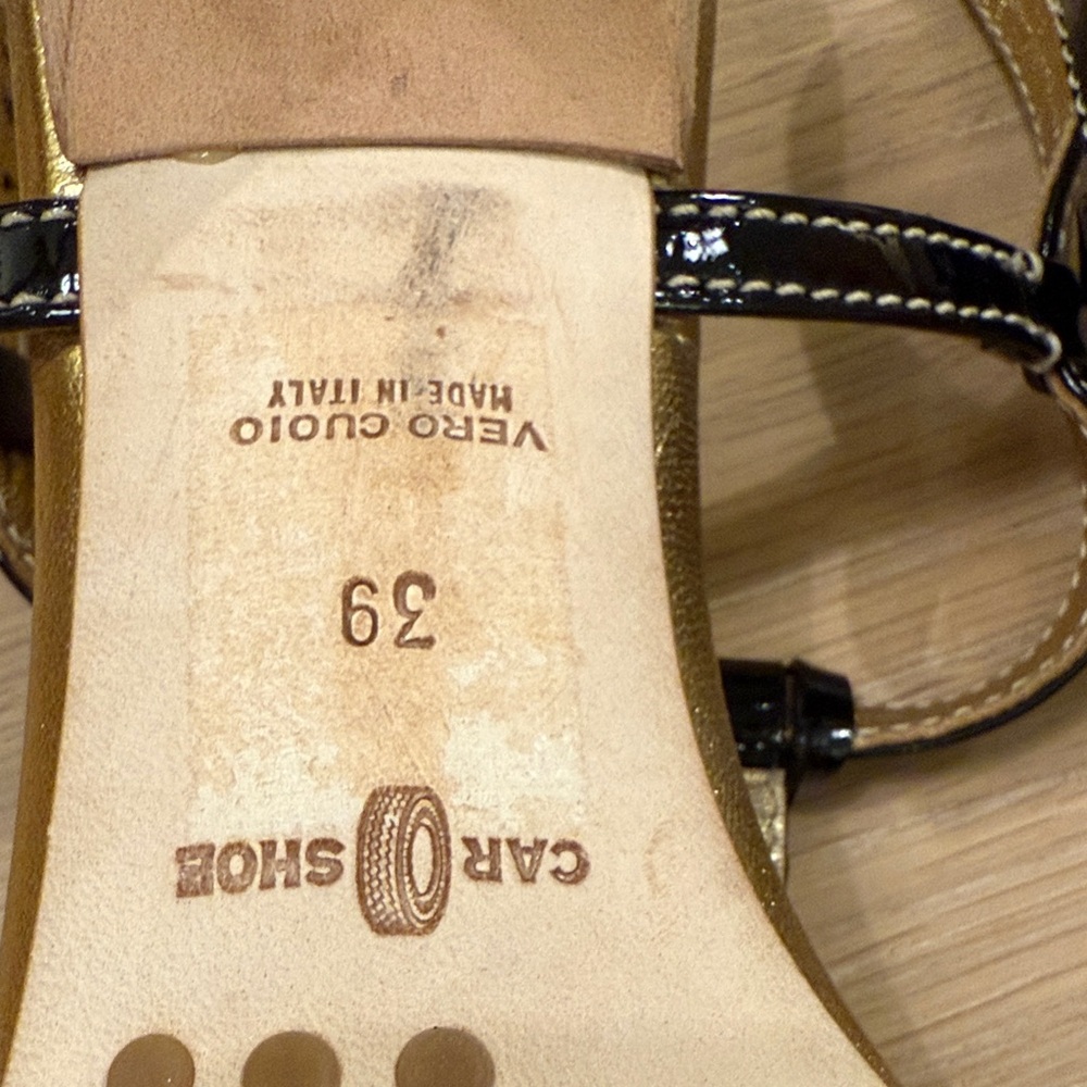 Vero Cuoio Black and Gold Tassel Sandals - Picture 2 of 3